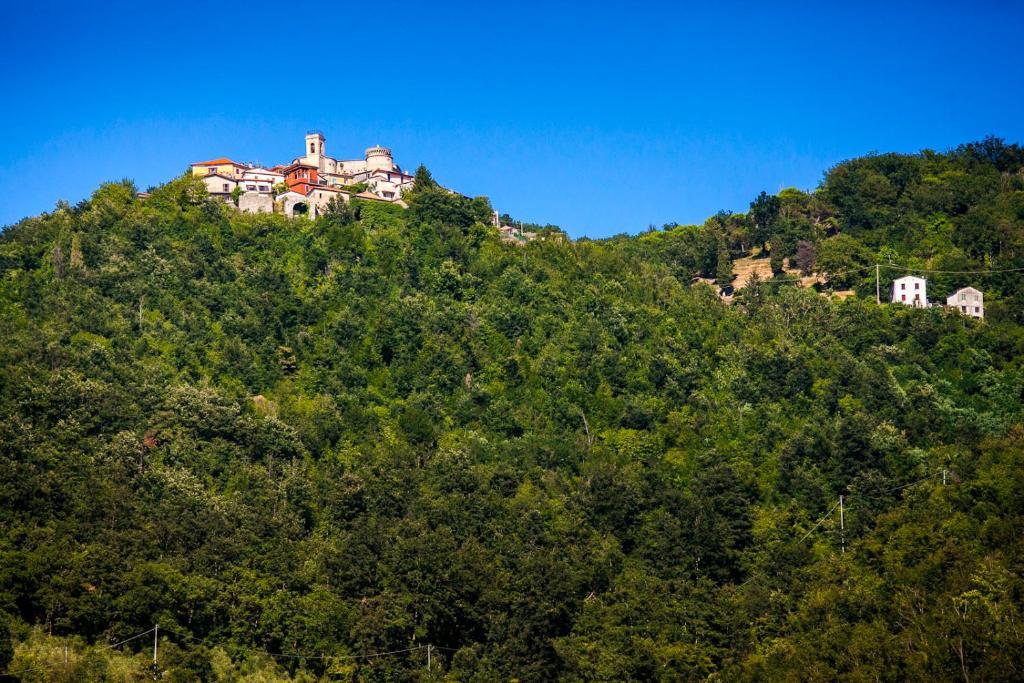 Agriturismo Casteldelpiano Licciana Nardi Oda fotoğraf